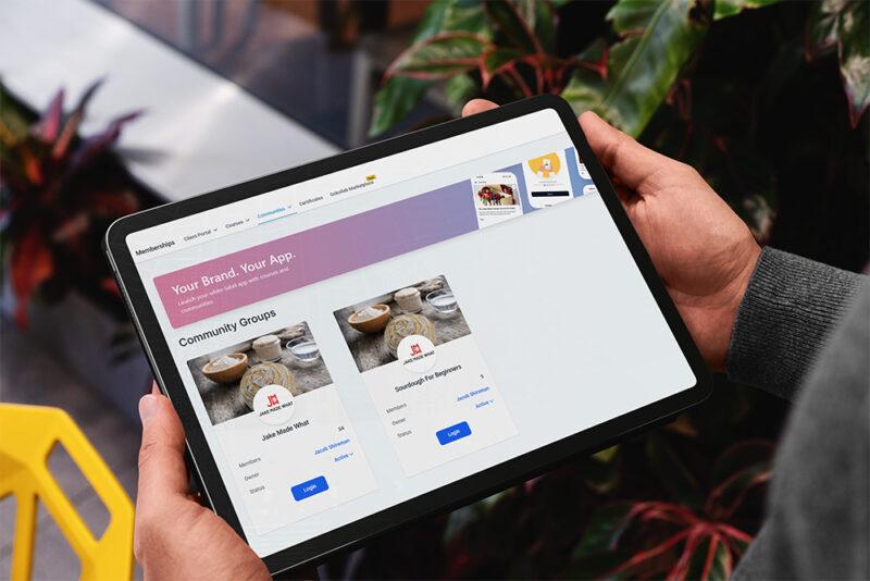 photo of someone using the membership and subscription feature of Hi5 Connect